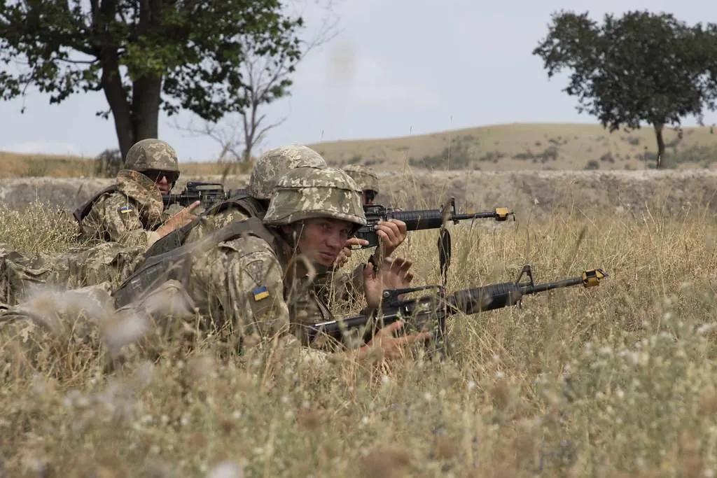 图片报:美国可能加大对乌克兰施压，推动与俄罗斯谈判 如果乌克兰的进攻失败，华盛顿