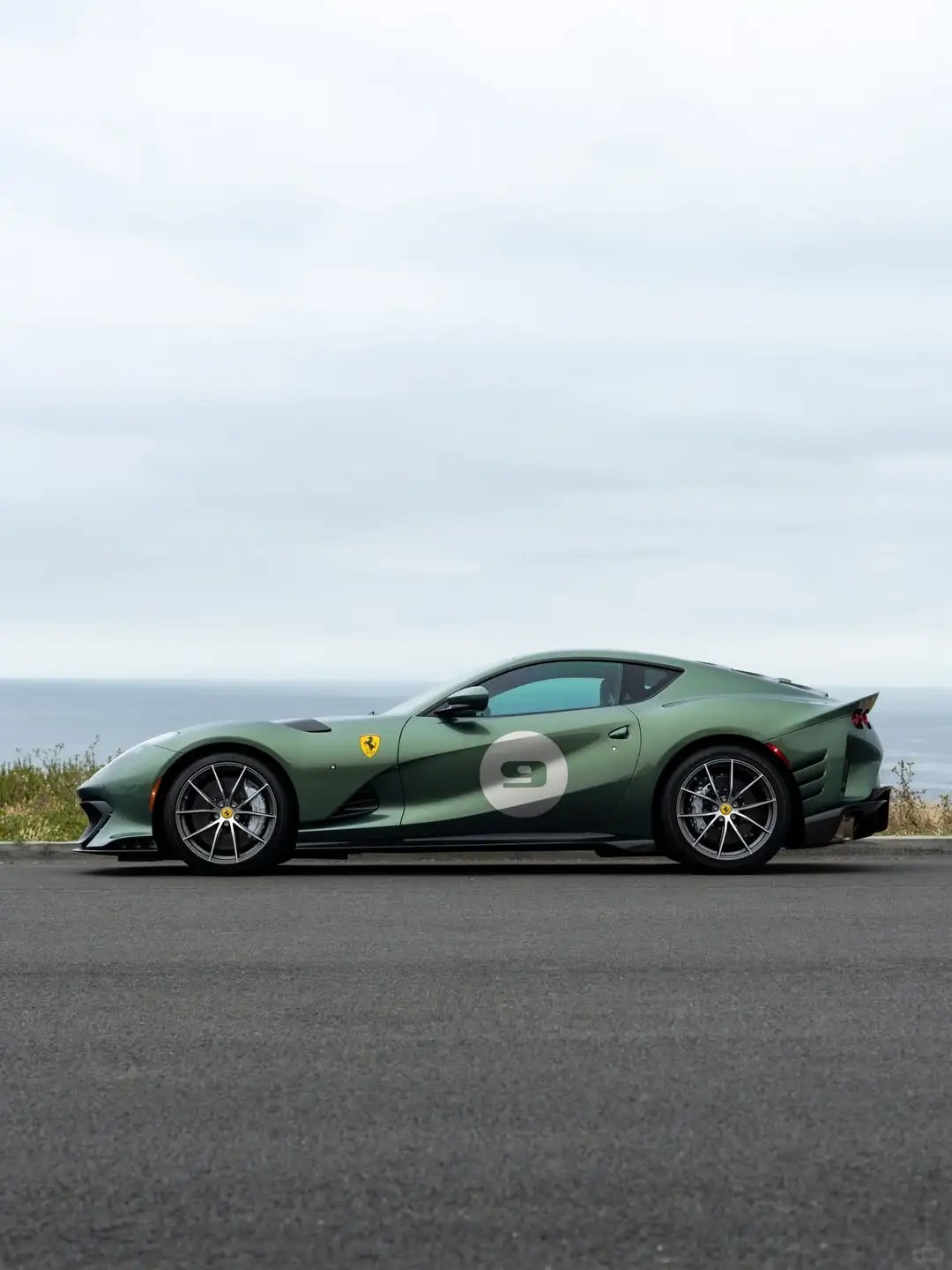 Ferrari 812 Competizione，这个颜色绝美啊绝美车片