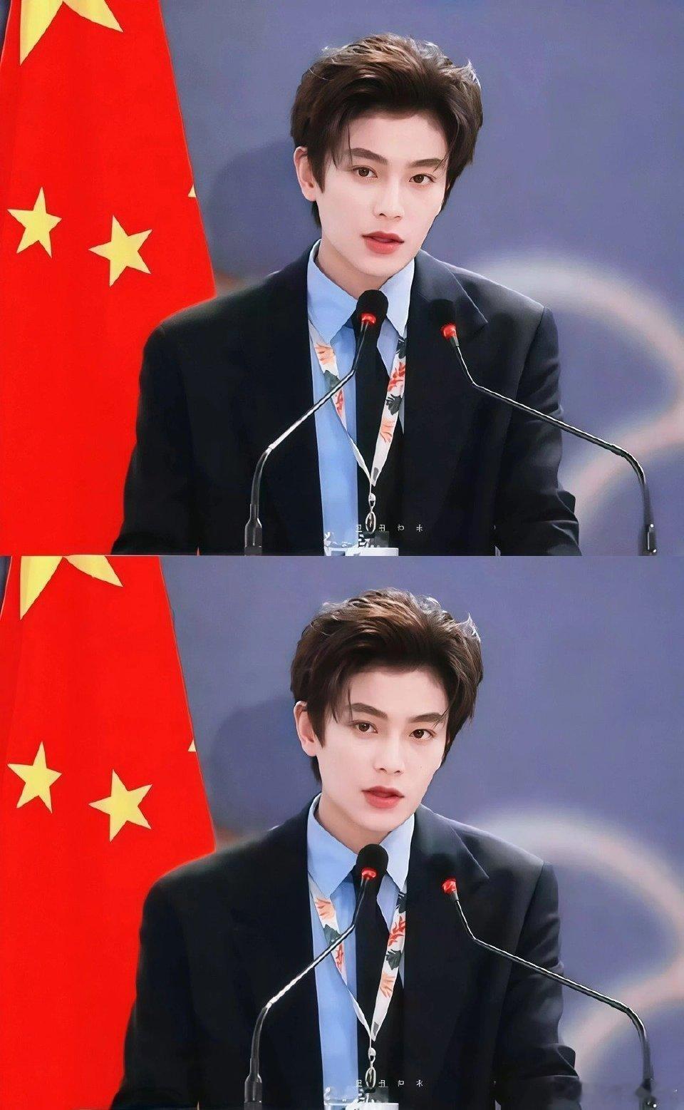 dyx 中国人就是和五星红旗最最最最般配，彰显大国风范