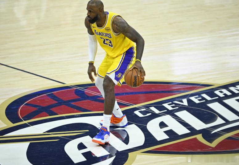 今日，骑士记者Sam Amico在克利夫兰电台节目《Full Court Cle