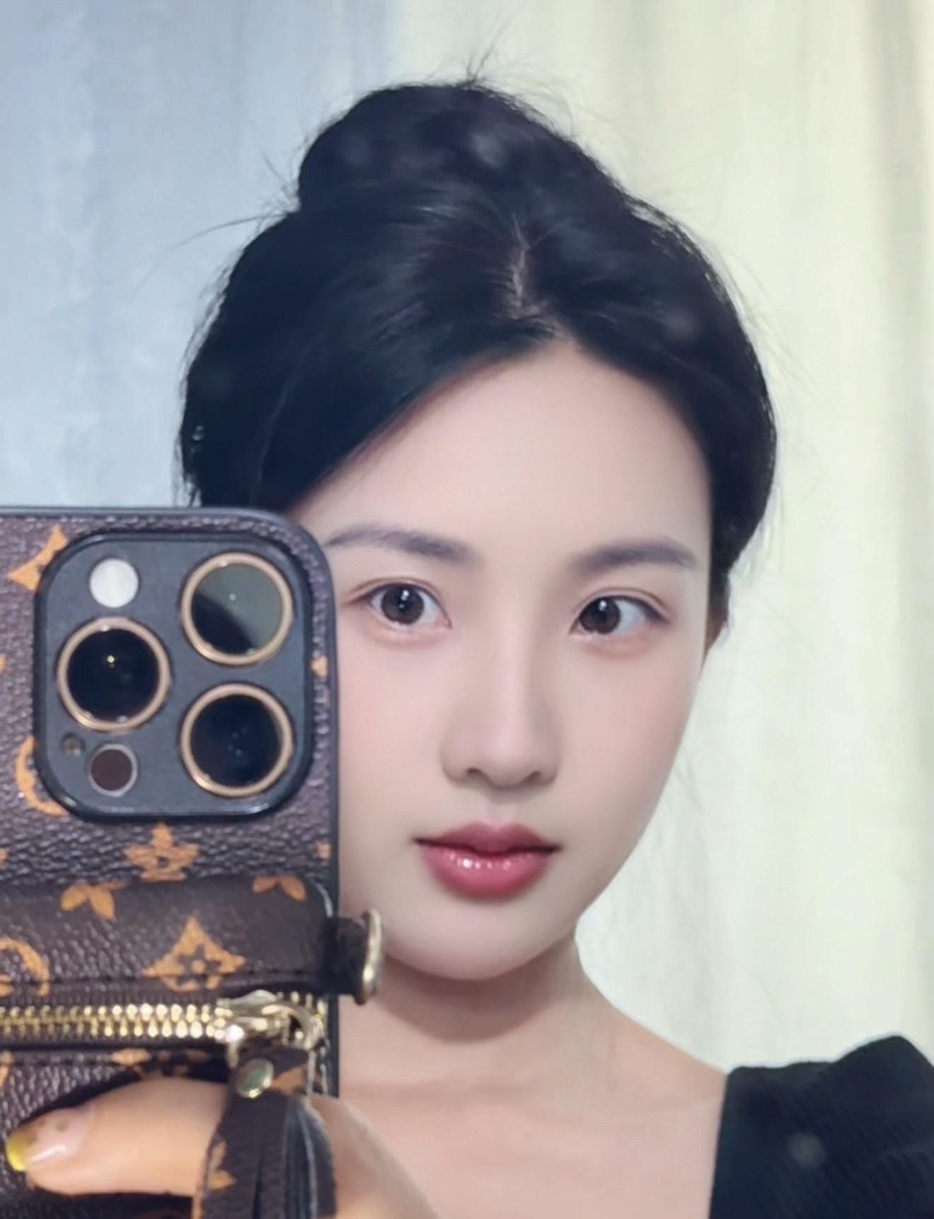 保持年轻的秘诀就是开大美颜