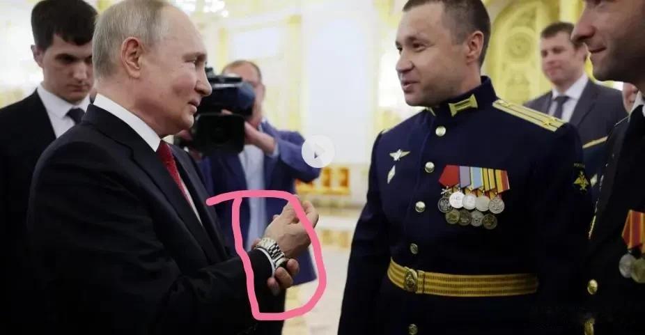 瓦格纳叛乱或是一场大戏，最吃亏的是此次暴露的反贼！

明面情况：

1、明斯克当
