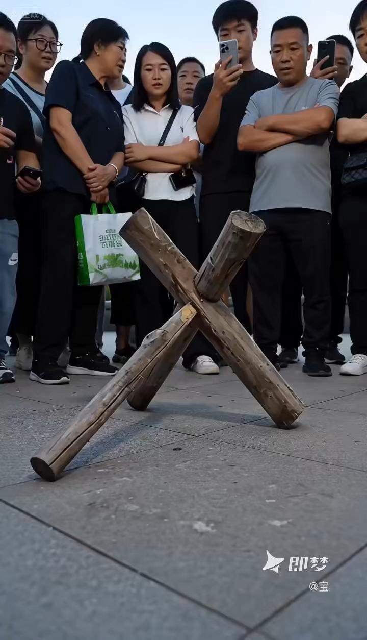 不是我吹，能说出这个名字的全网没有几个人。凳子不对，谁知道谁最牛。这个我不知道，