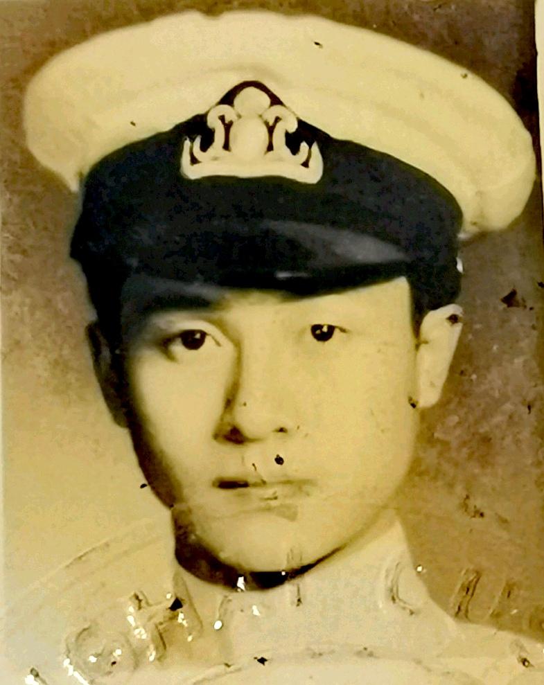 千秋碧血继炎黄！ 萨师俊，国民革命军海军中山舰舰长。在1938年的武汉...