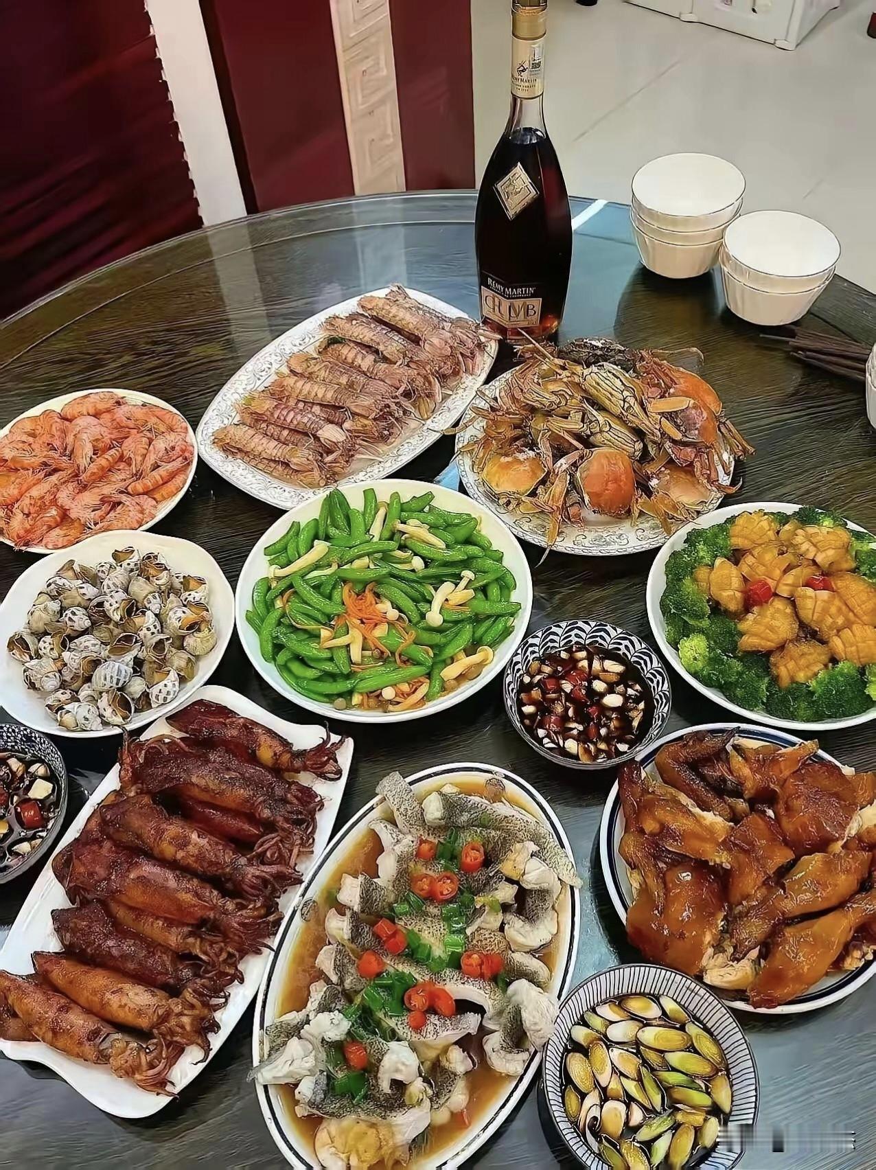 这一桌菜，成本也要600元，贵不贵？[灵光一闪]