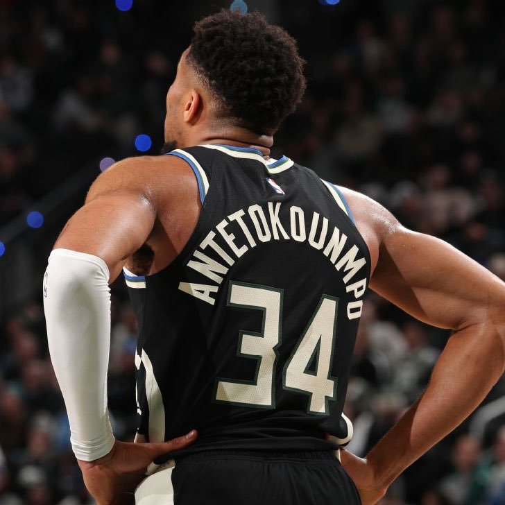 字母又一次接受采访对交易流言进行了回应。“如果你问我内心深处真正想要的是什么？我