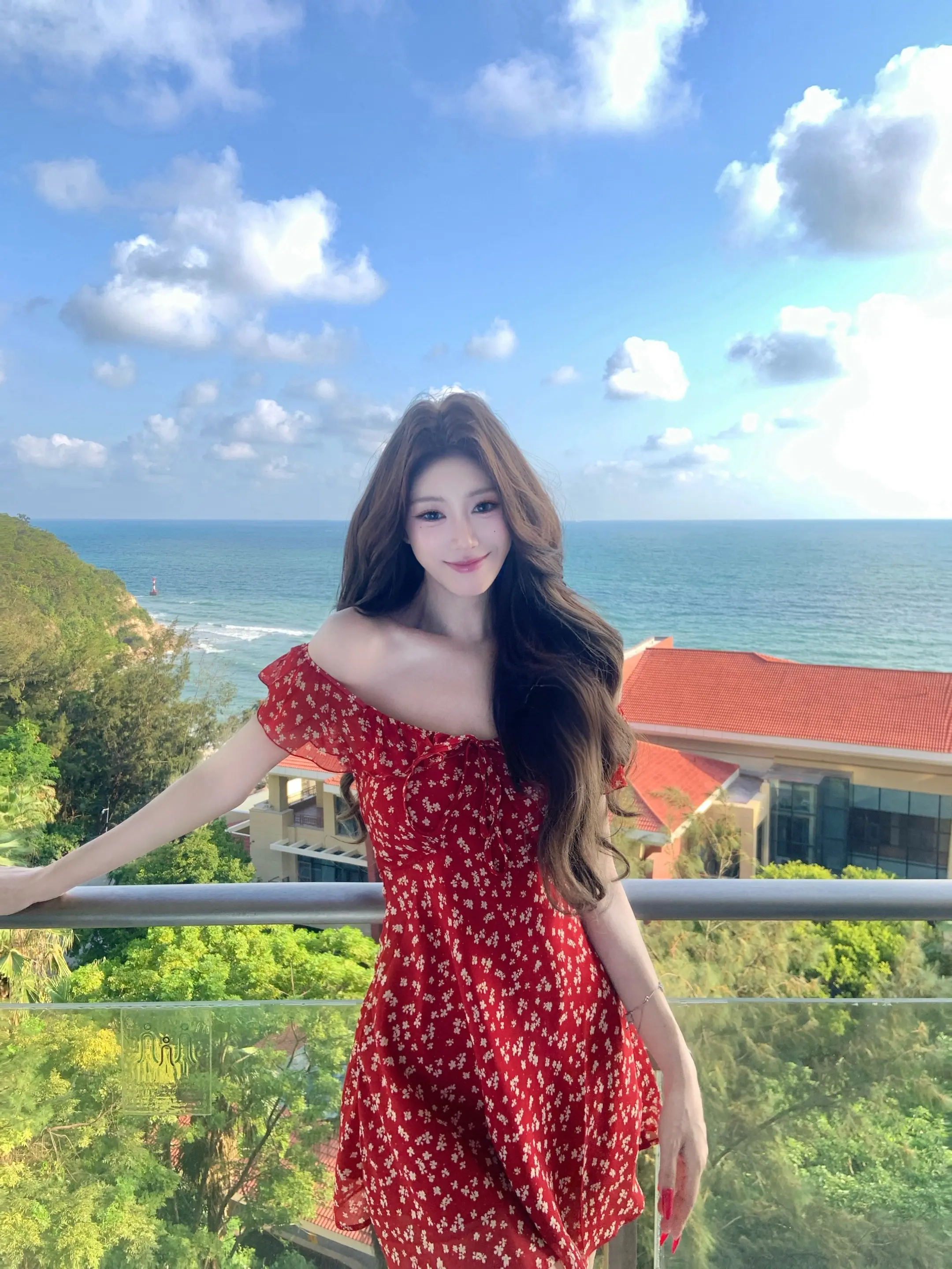 夏天啊 拜托你晒干所有女孩的悲伤吧