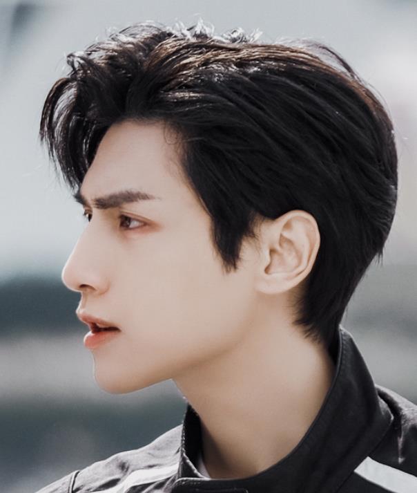 半是蜜糖半是伤 于中中巅峰袁帅，现偶的神20年播出两部爆剧，半是蜜糖半是伤和月上