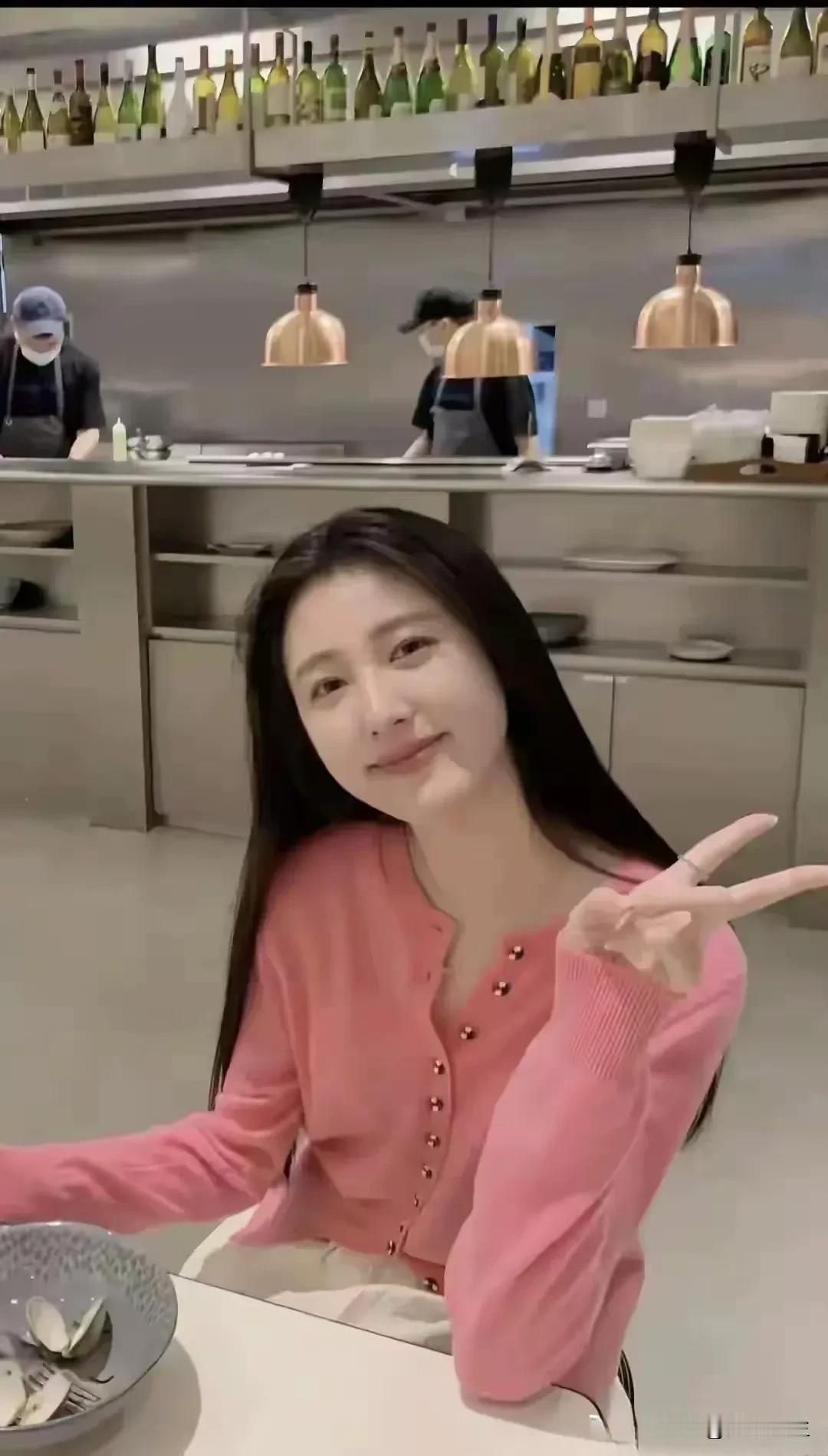 📍南京｜“十里秦淮，金陵一梦”
体会杜牧诗中的“烟笼寒水月笼沙，夜泊秦淮近酒家