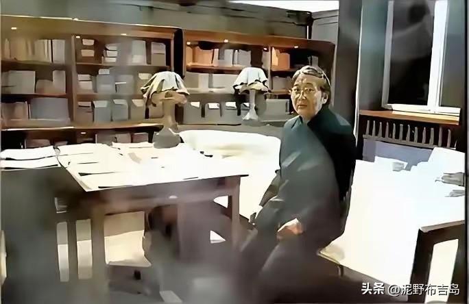 2011年，毛主席的女儿李敏在菊香书屋坐立良久，不忍离去！太想念她的父亲，我们敬
