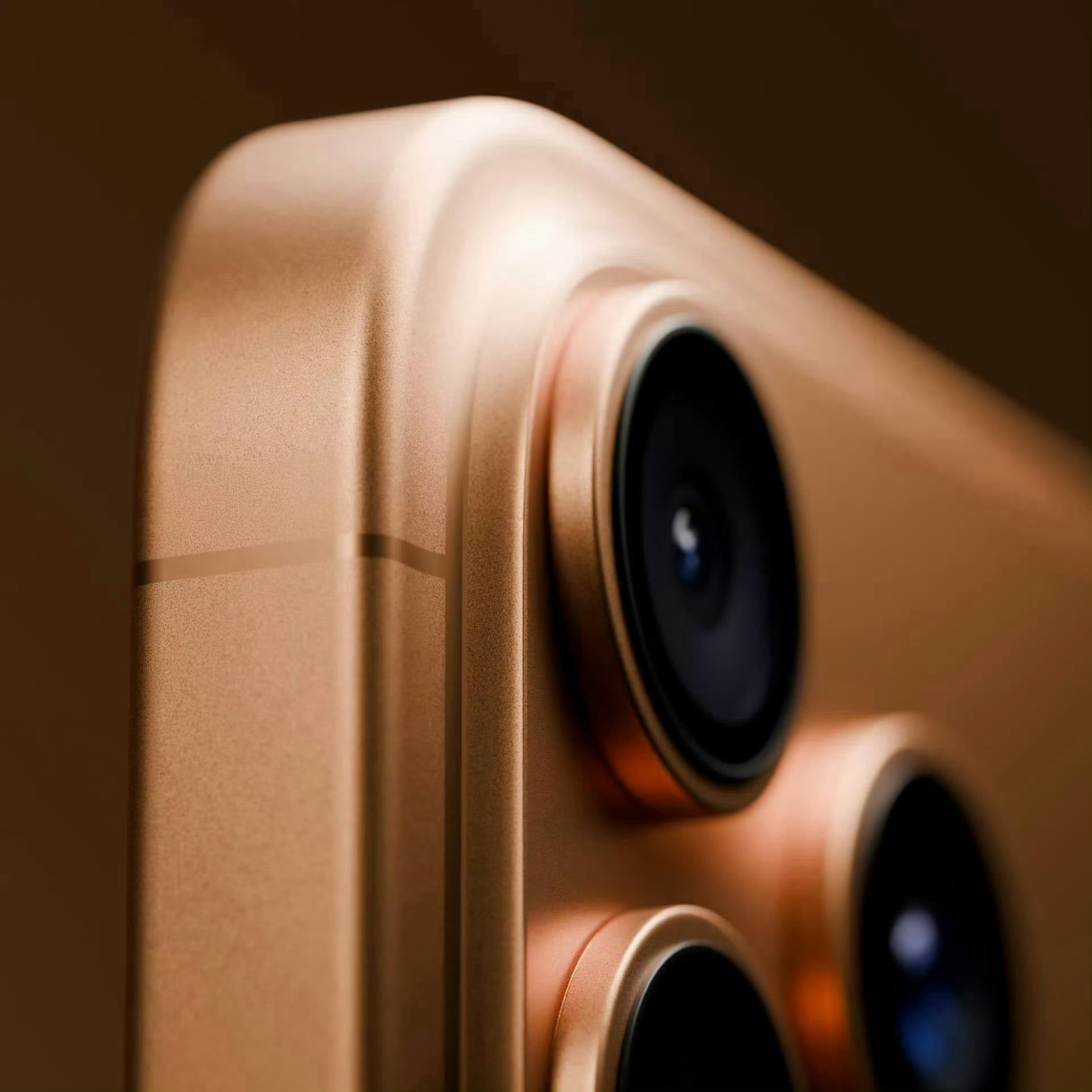 iPhone17Pro最新外观曝光看完这张图我居然觉得这个颜色出来说不定会挺好看