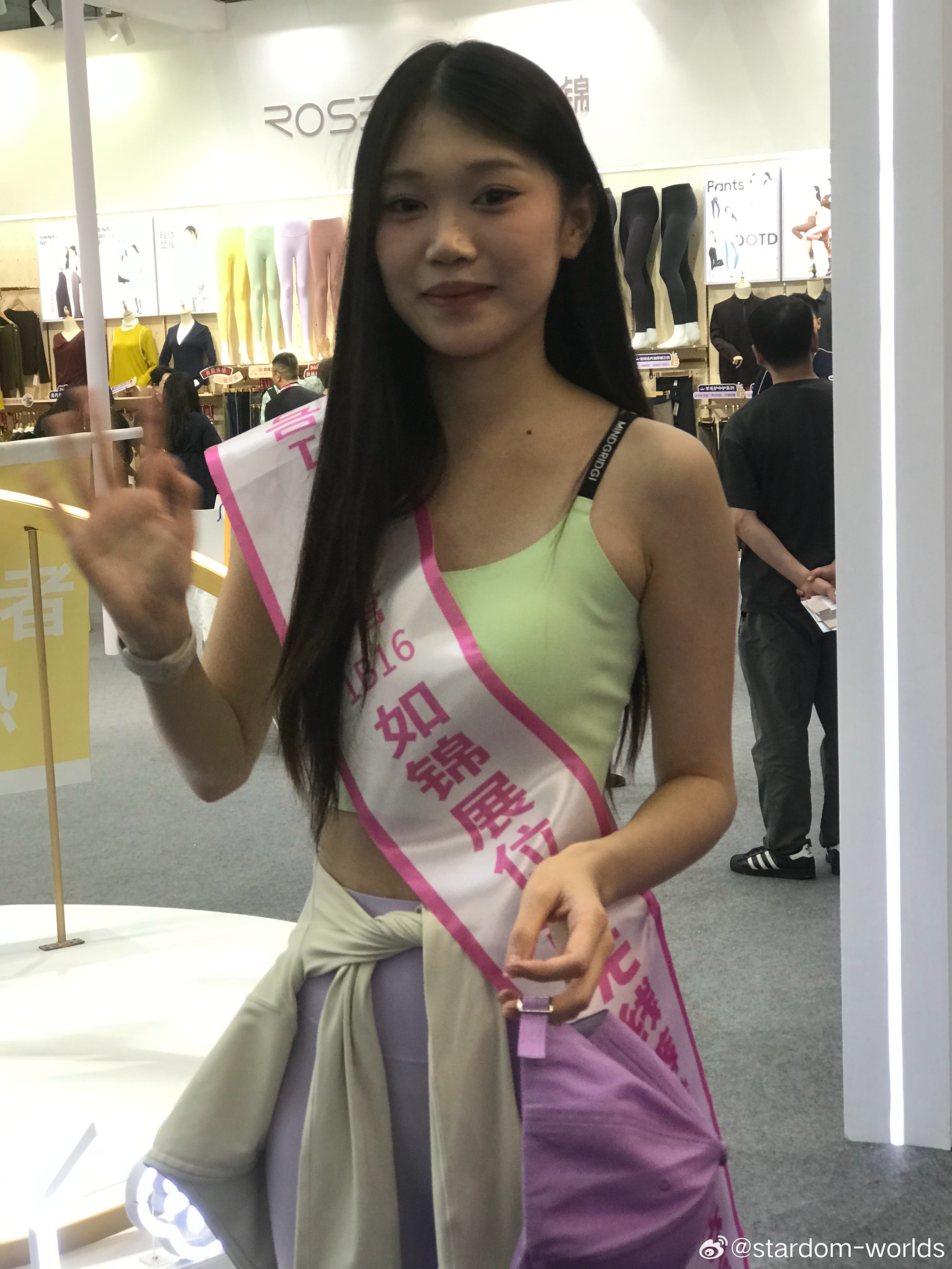 模特深圳国际内衣展 siuf 2026深圳内衣展 可爱清纯模特 