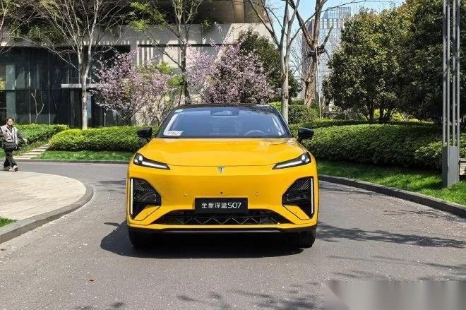 令美国焦虑的五大中国企业！
1、 第一名：华为。
2、第二名：比亚迪。

3、第