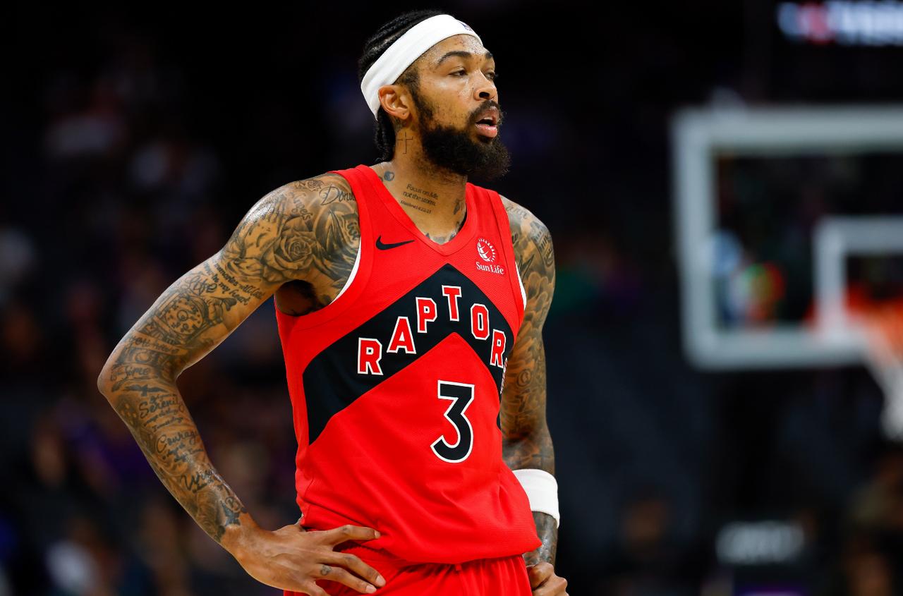 猛龙三杀骑士豪取八连胜！稳居东部第二！英格拉姆赛季新高，猛龙豪取八连胜！
在今天