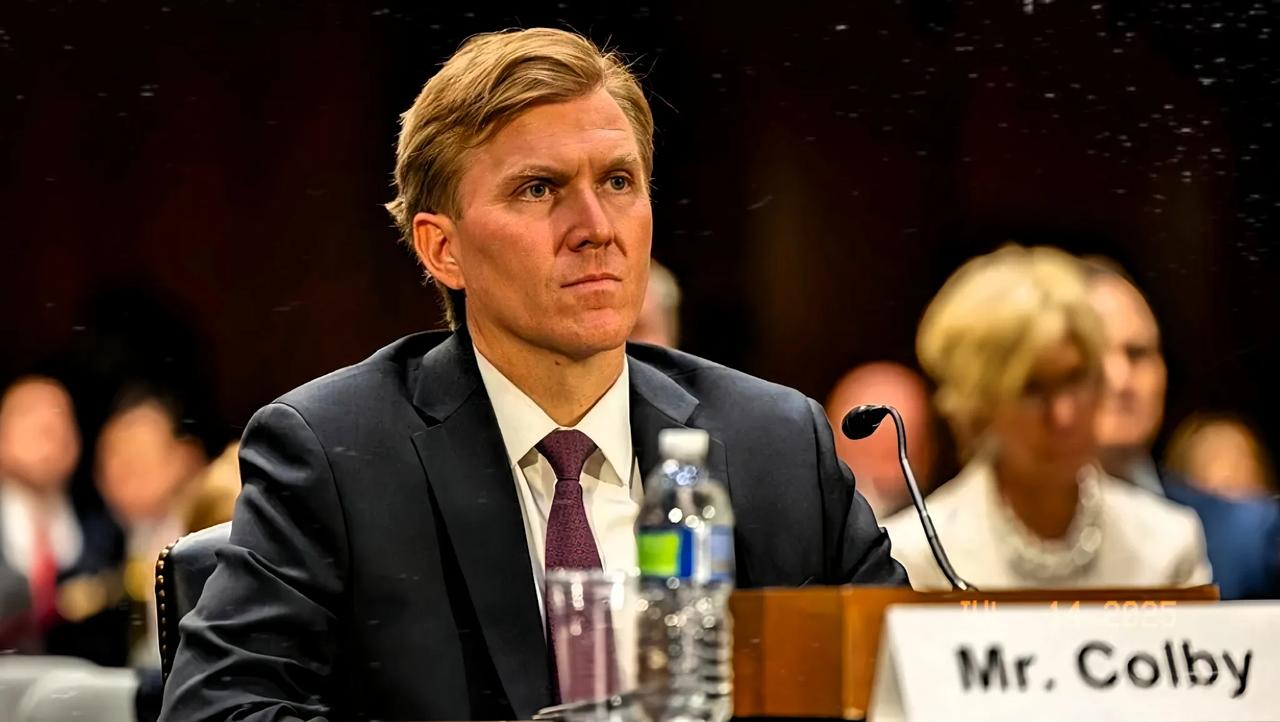 很明智，都不想当炮灰。

美国国防部事务部部长科尔比明确要求日本与澳大利亚做出承