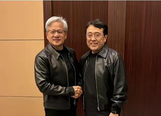 黄仁勋访问日本，先后和日本经济大臣，企业高管见面。

黄仁勋这段时间的活动排满了