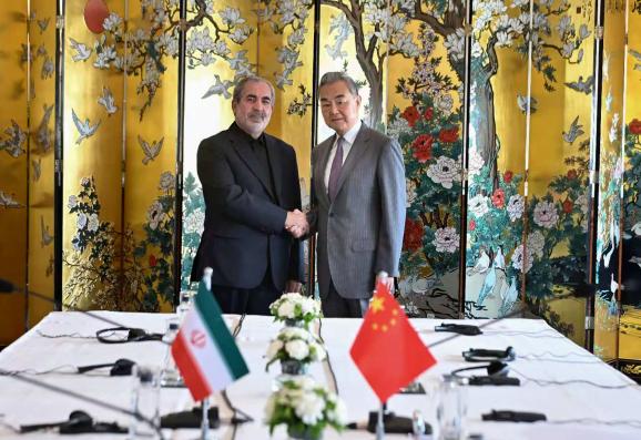 签完备忘录就找中国，伊朗这步棋走对了！
【外交部】2026年6月22日，中共中央