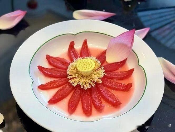 西安艳阳天西府饭的千年色彩陈仓臊子面 春光臊子面 秦川肉臊子面 西府面皮 西府大