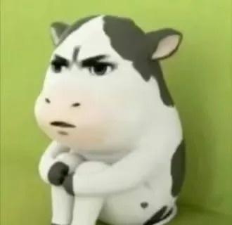 现在女装和女鞋都开始完蛋了，
为什么最近好多人穿大后底的各种鞋子啊又流行回来了吗