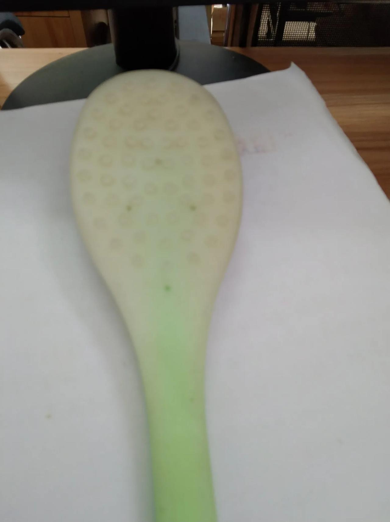 周一周二特别忙，今天周三，感觉好疲劳，用我买的神器，敲敲背，有所缓解。