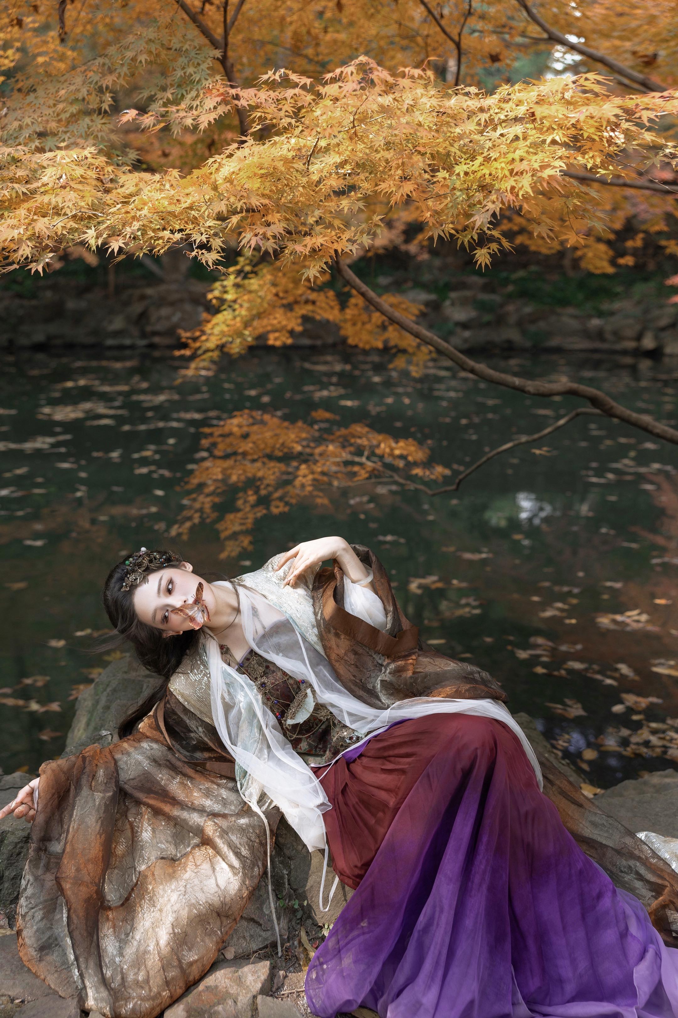 ‘ 衔铃入梦来 ’