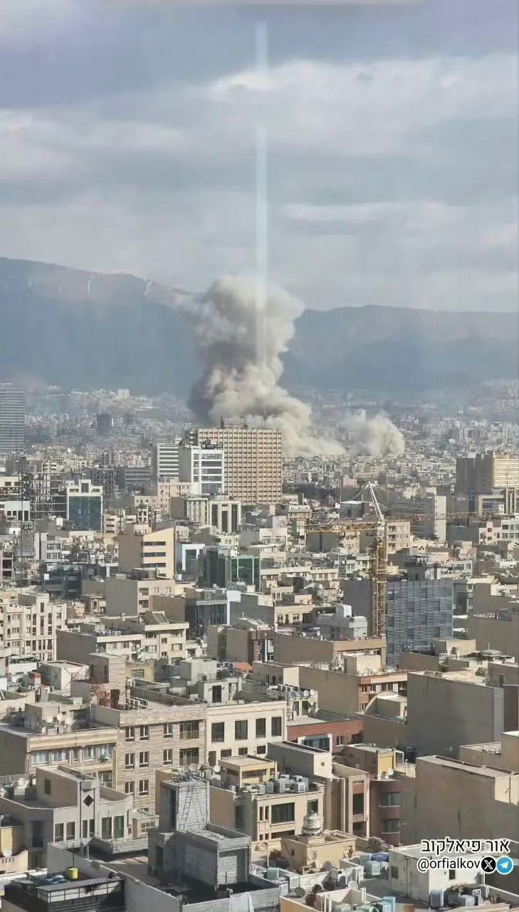 伊朗1吨重弹头导弹打击以色列: 伊朗太有步了，先用小东西把弹药耗尽，然后整大的 