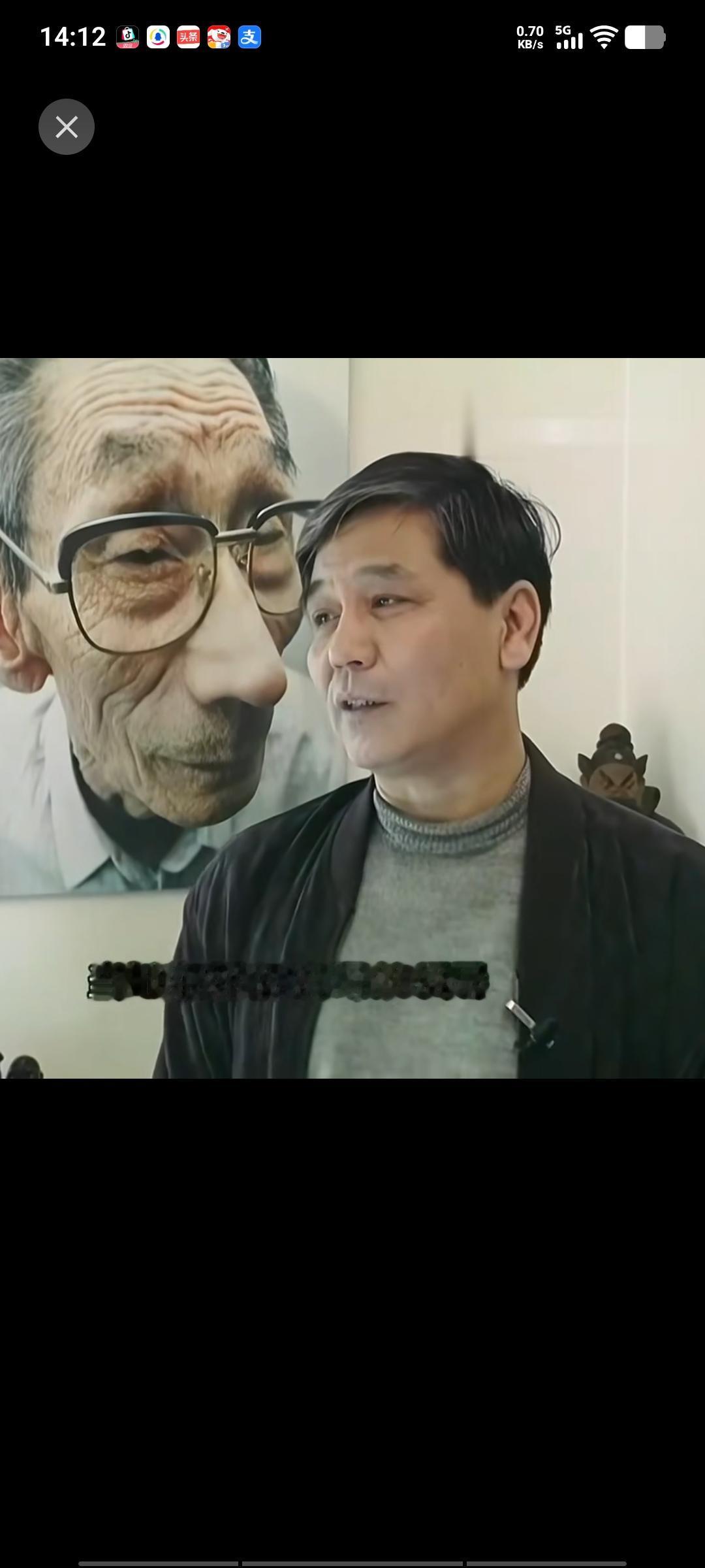 刷到马志明80年代末的一段采访切片，介绍马三立当年因说《卖猴）被打成右派，下放农