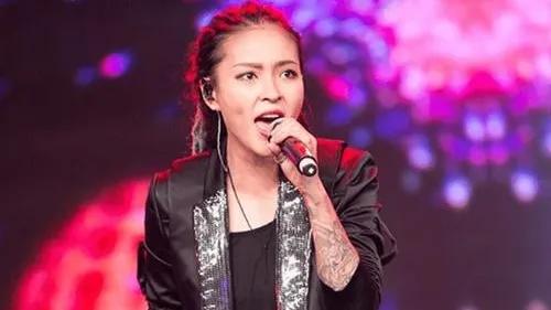 2024年6月，一场突如其来的车祸，将《中国好声音》学员毕夏的人生推向了深渊。重