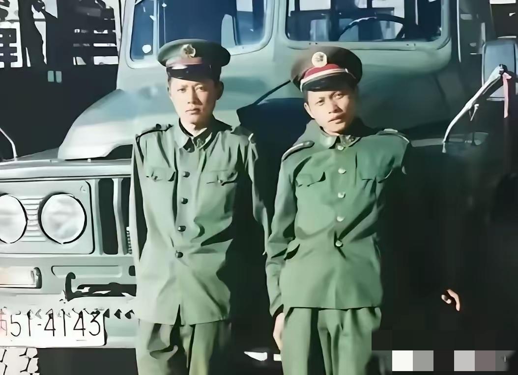 四川一军人退伍后开大车，跑车时救下一对跳河的母女，带到自己家中暂时安顿。当女人准