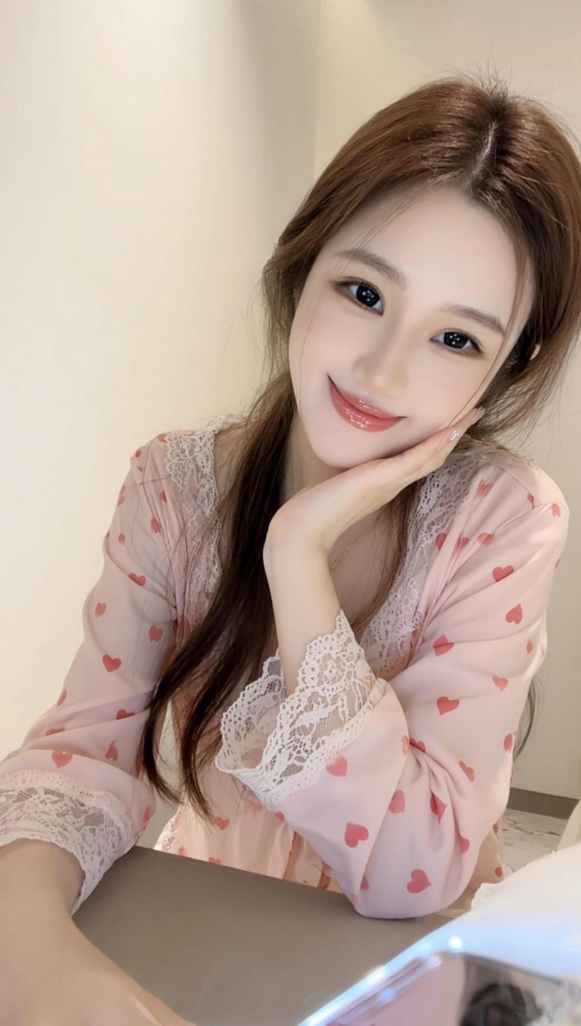 不管这一天有多难过，记得认真卸妆、洗脸、冲澡，吹干头发，安安稳稳钻进被窝；床就像