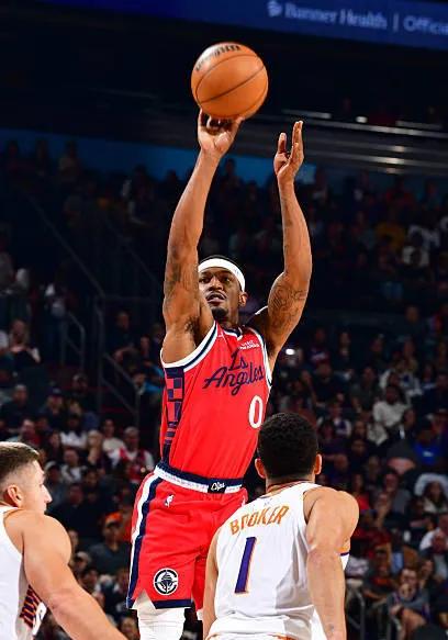 还好比尔没来湖人
也不可能来湖人，他买断必然是要求首发位置，打出身价要下一份合同