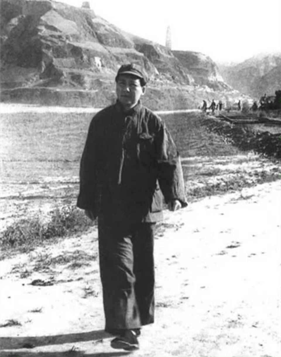 雄关漫道真如铁，而今迈步从头越！ 