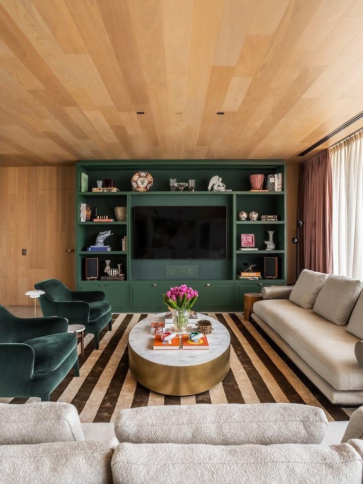 简约利落塑造现代格调，满是精致与高级感。低调又高级的装修是什么样子的? 装修