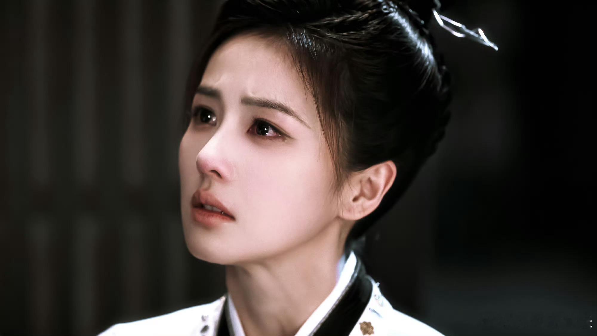 唐宫奇案 我的评分：白鹿哭戏👖情人节发刀真的绝！李佩仪没了老鬼头这个依靠，白鹿