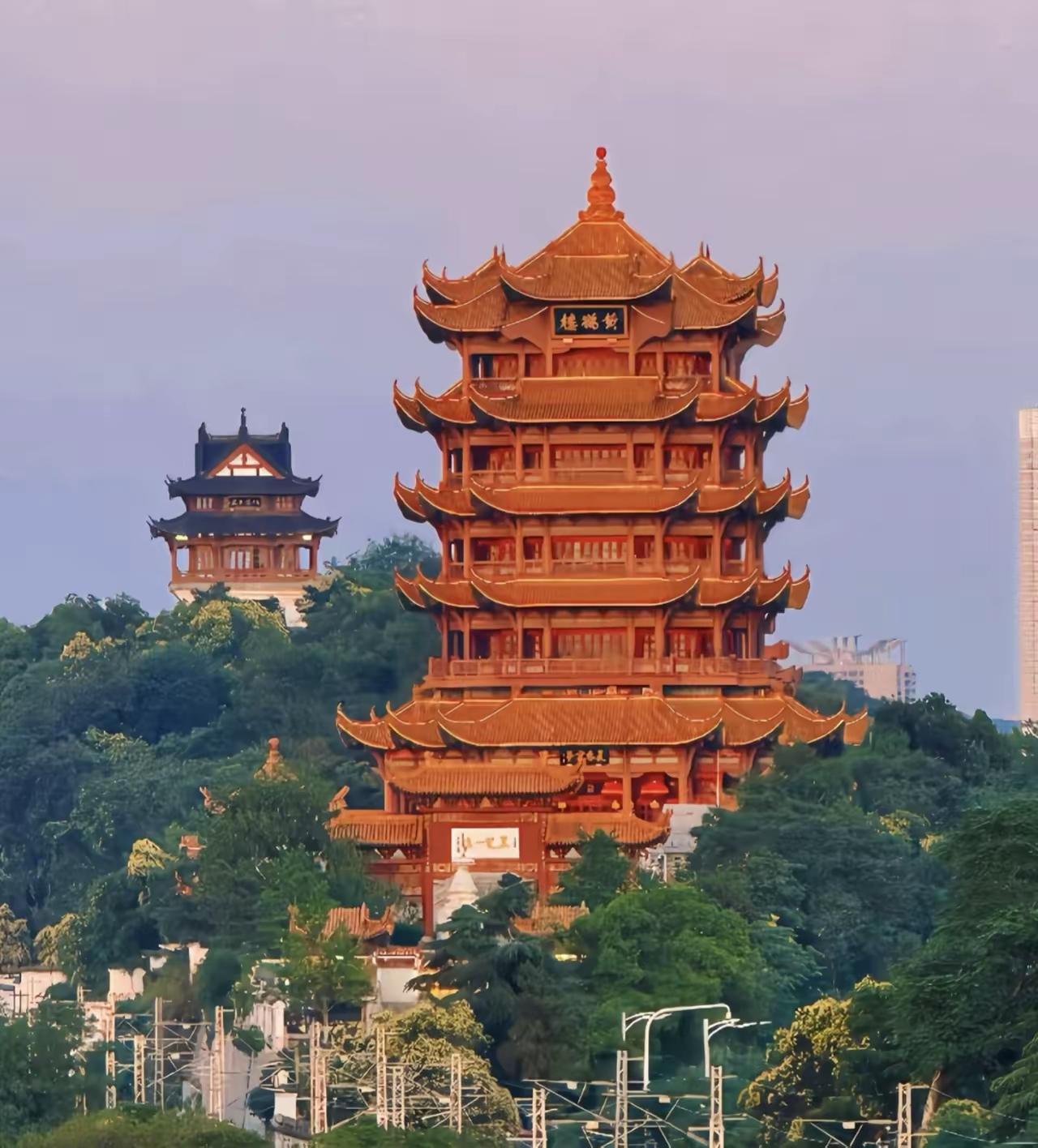 一二三筒、四五六筒、3个七筒、2个8筒2个9筒，天牌啊！上手第一张摸了张七筒，暗