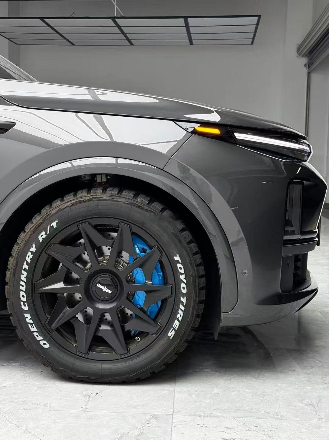 理想全系 SUV，蔚来全系 SUV​穿越，长途旅行神器​20 寸 rotifor