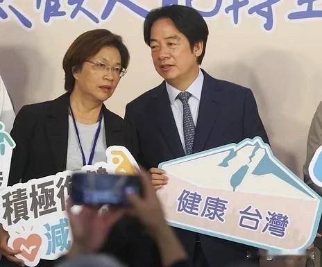 蓝绿政要近日分别赴彰化替县长候选人造势，国民党籍的彰化县长王惠美缺席自家辅选活动