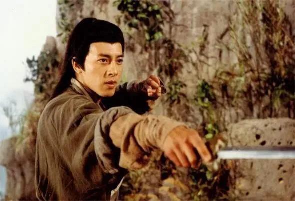 今日话题：令狐冲能不能破掉张无忌的武功？？？

网友甲：令狐冲有点像耶律齐，各种