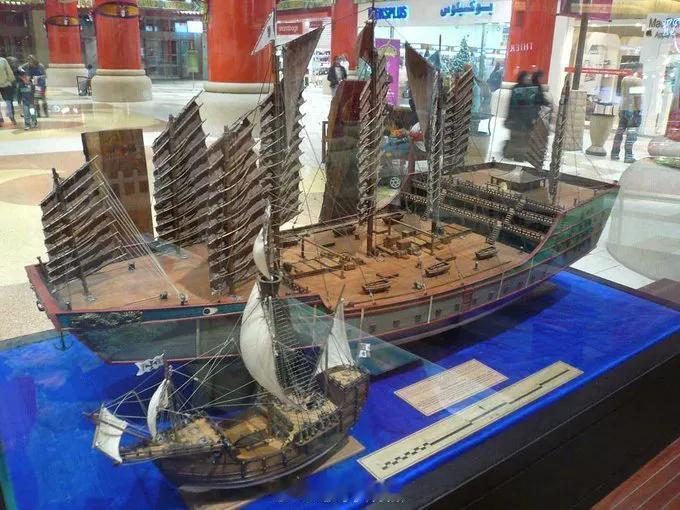 如今国人以为的郑和下西洋的宝船与 Christopher Columbus 哥伦