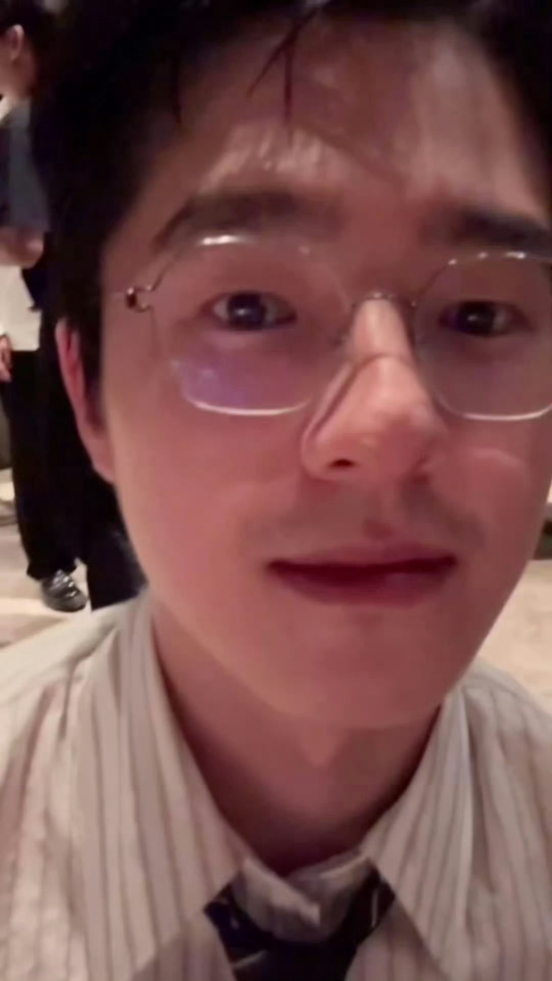 妈呀隔壁小黄鸭要醋死了吧🦆欧阳娜娜镜头一移出现刘昊然 ​​​