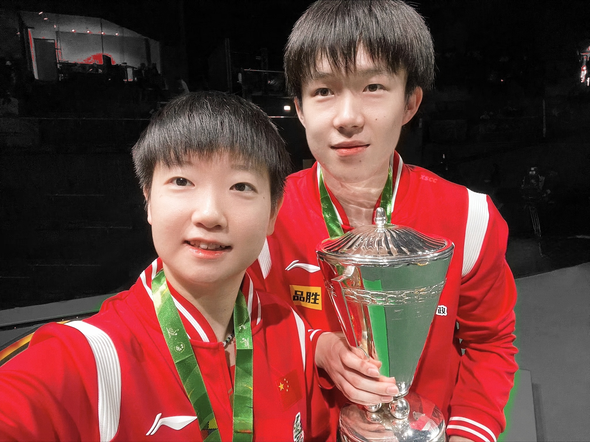 猫猫狗狗三周年快乐！🥳 