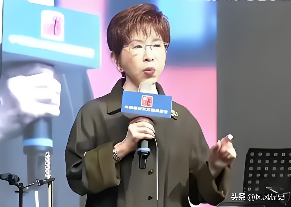 3月28日，台湾政坛的一场公开活动中，国民党核心人物齐聚，而此时的郑丽文，正遭遇