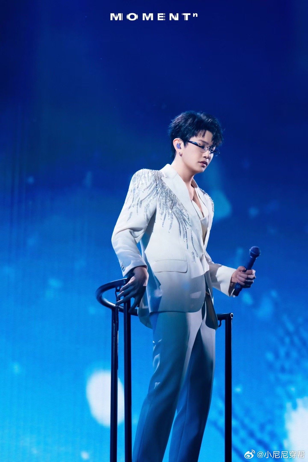 颜人中福州场的是谁太燃了颜人中的live好有嚼劲谁被颜人中福州场的《是谁》狠狠戳