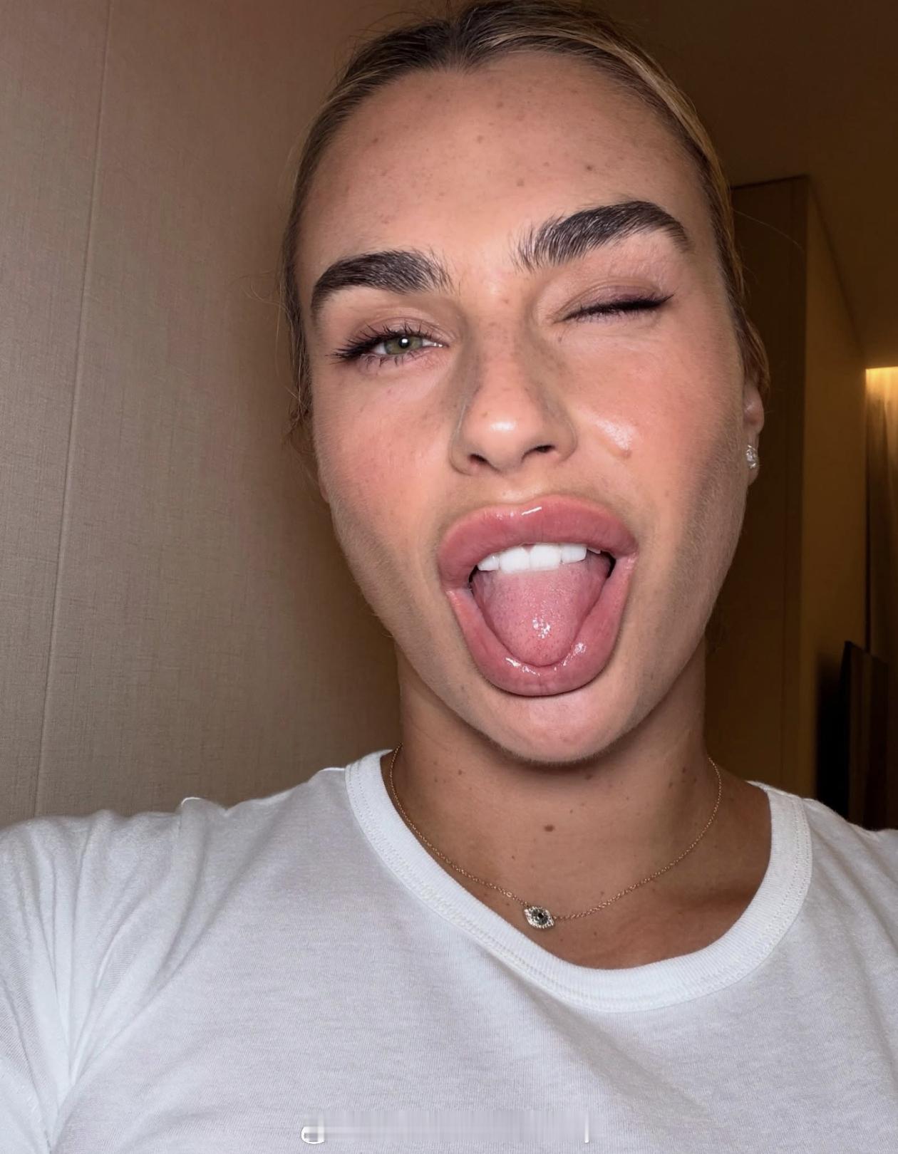 女孩子还是喜欢粉色的多网球talking大会网球wta