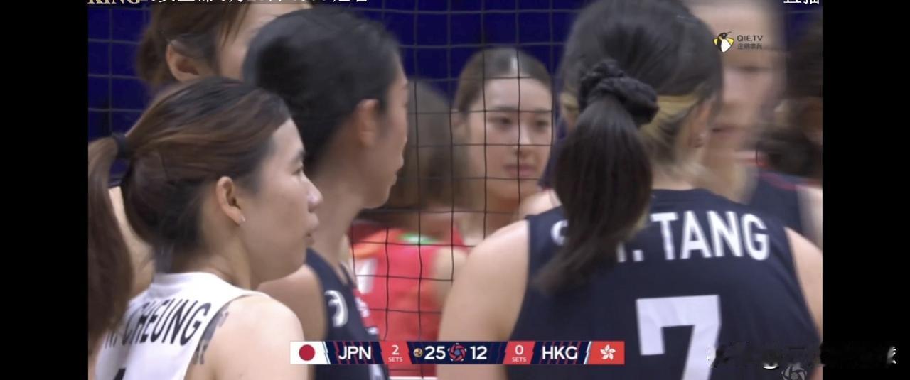 不是香港女排不够顽强，作为一母同胞姊妹，确实和日本的实力差距有点大！
感觉香港女