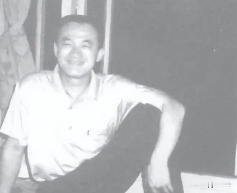 2002 年，广西桂林第七人民医院发生一起骇人凶杀案，护士周华因琐事记恨同事，用