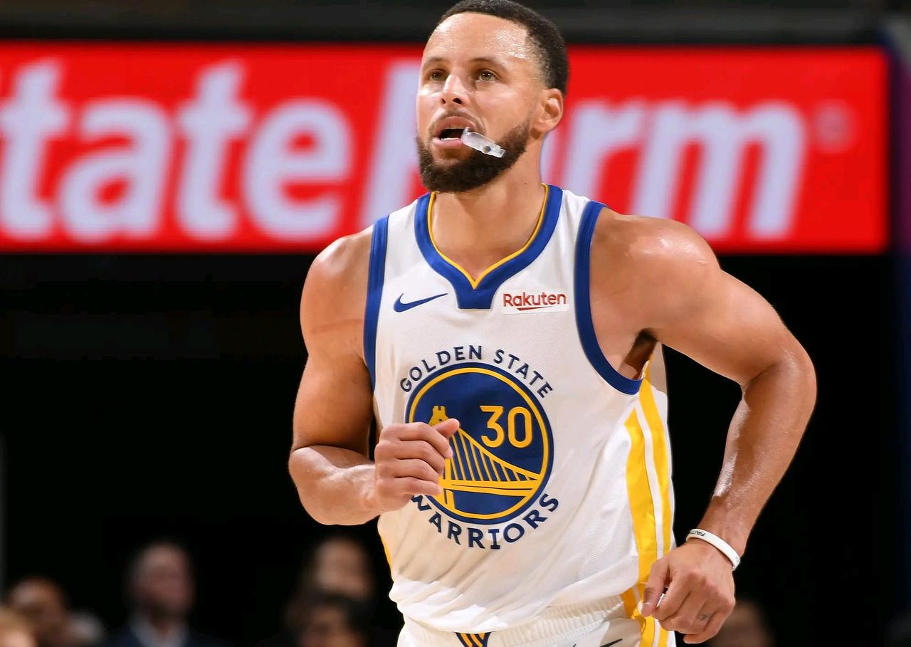 说实话：勇士才是魔球的鼻祖！

库里带病狂飙46分5篮板5助攻2抢断，3节就狂飙