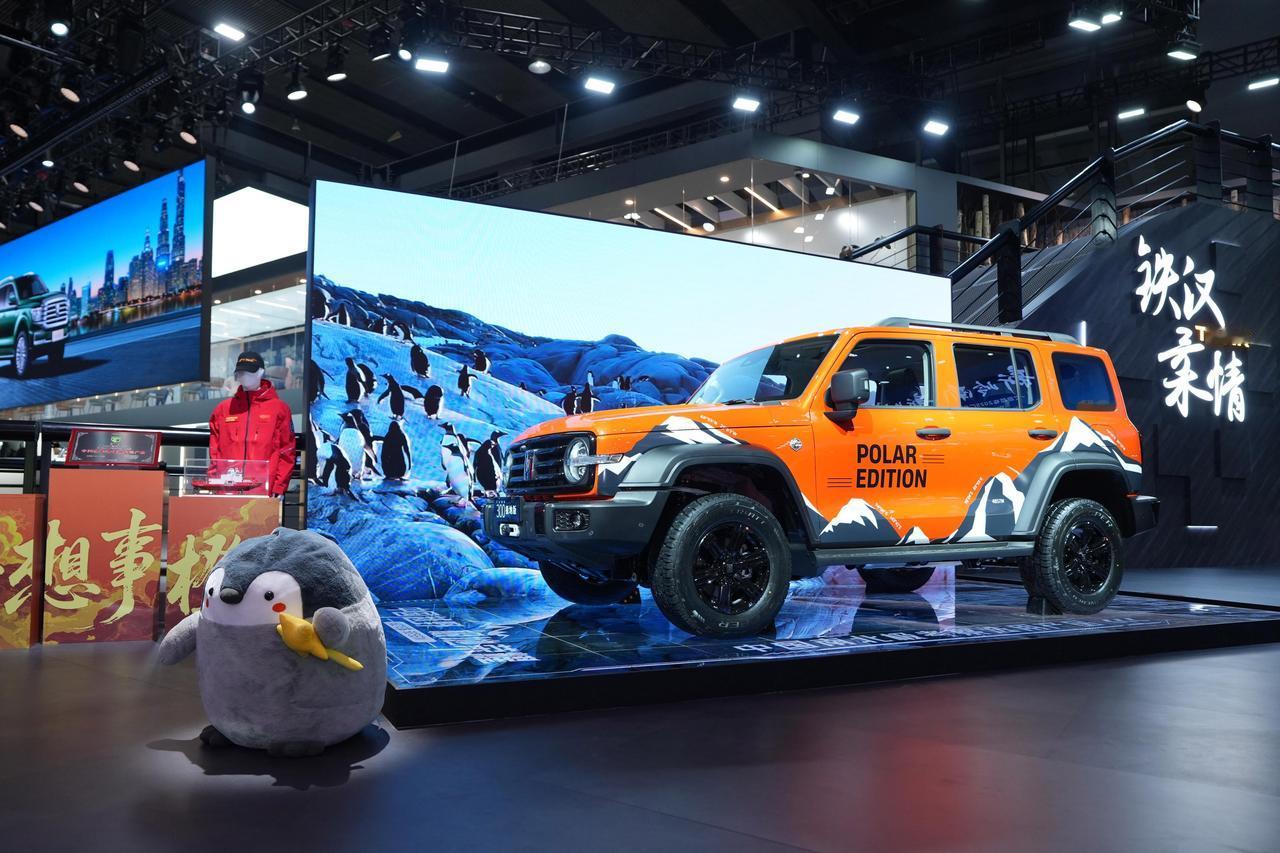 【硬核装备上车，柴油汽油动力可选，坦克300极地版将上市】同样选择在10号这天上