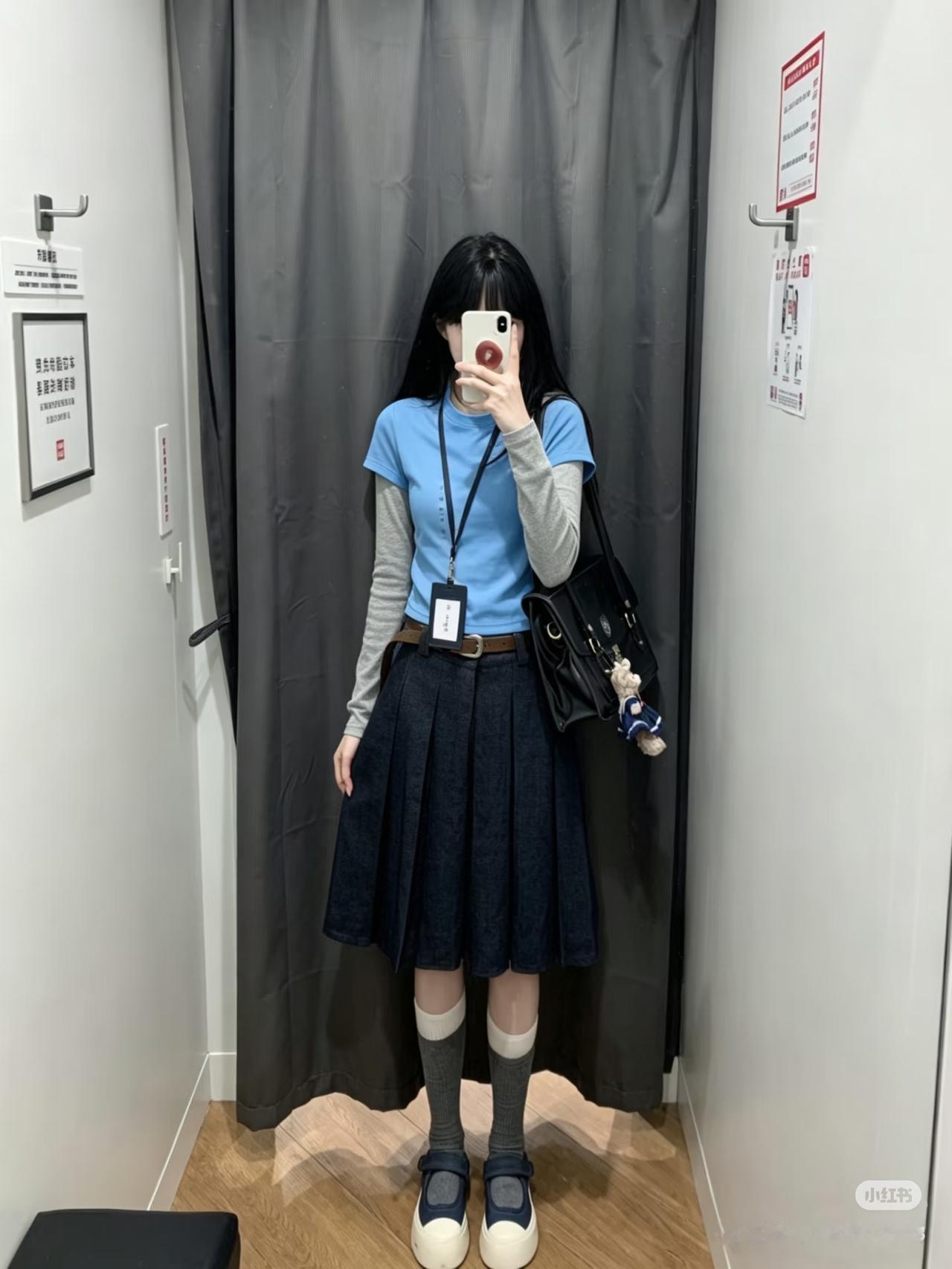 优衣库跟着白女学穿搭!!🥏叛逆美式校园感绝了~