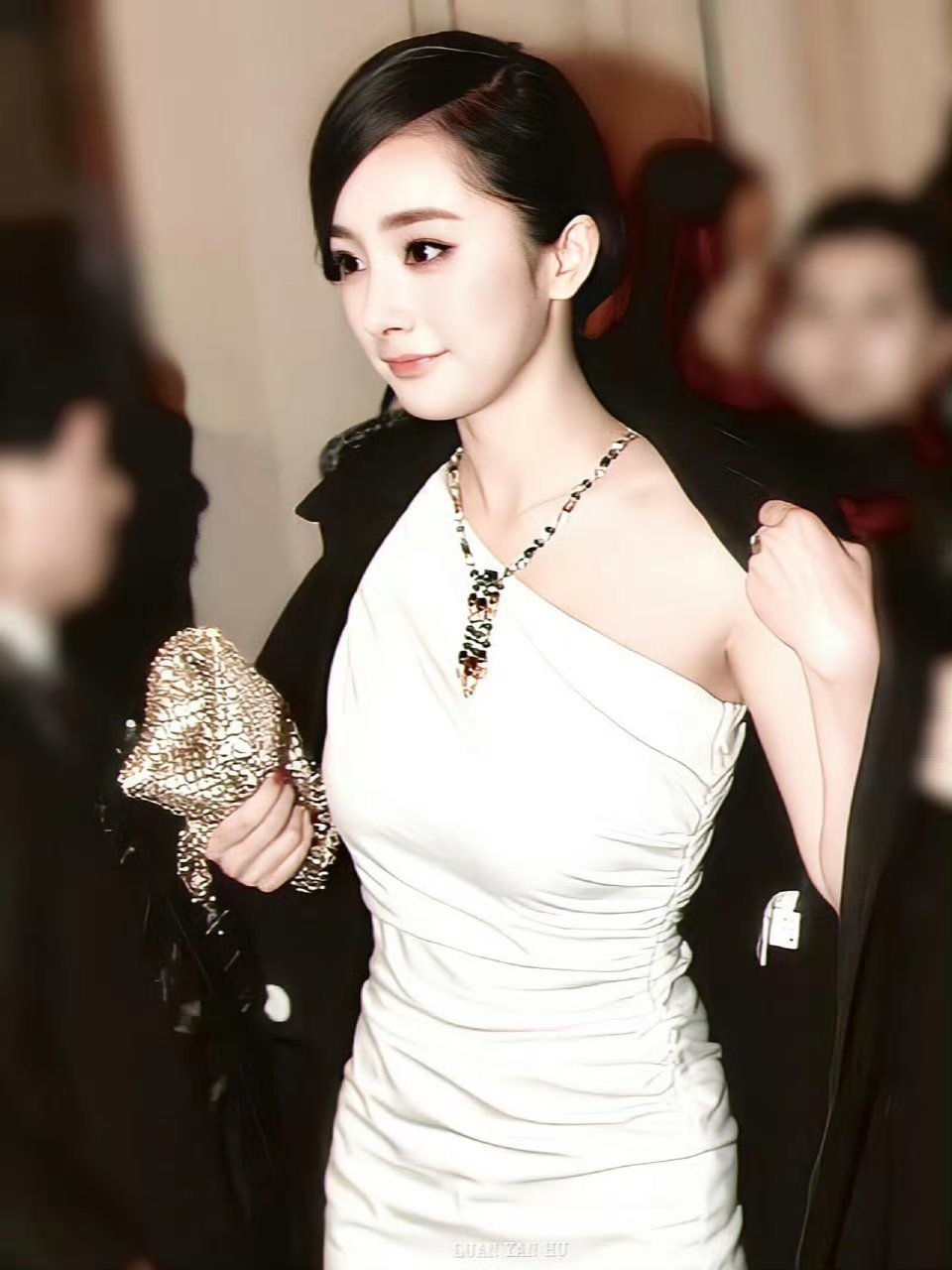 所以时间的参照物是什么，杨幂依旧权威[么么哒] ​ ​​​